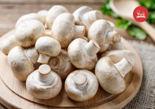 Los Champiñones Agaricus bisporus: Historia, Preparación y Técnicas de Corte historia y cultivo de los champiñones (agaricus bisporus)