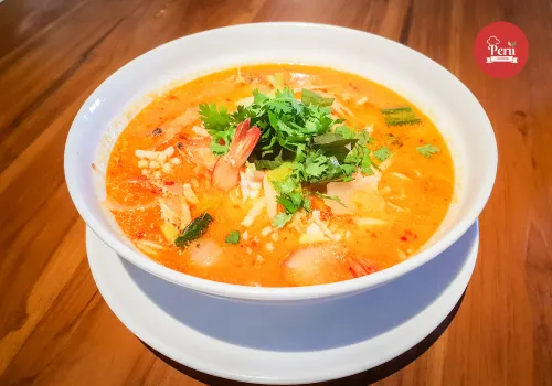 🇵🇪 PICANTERÍA PERUANA | Tradición, historia y sabor del corazón del Perú picanteria peruana chupe de camarones